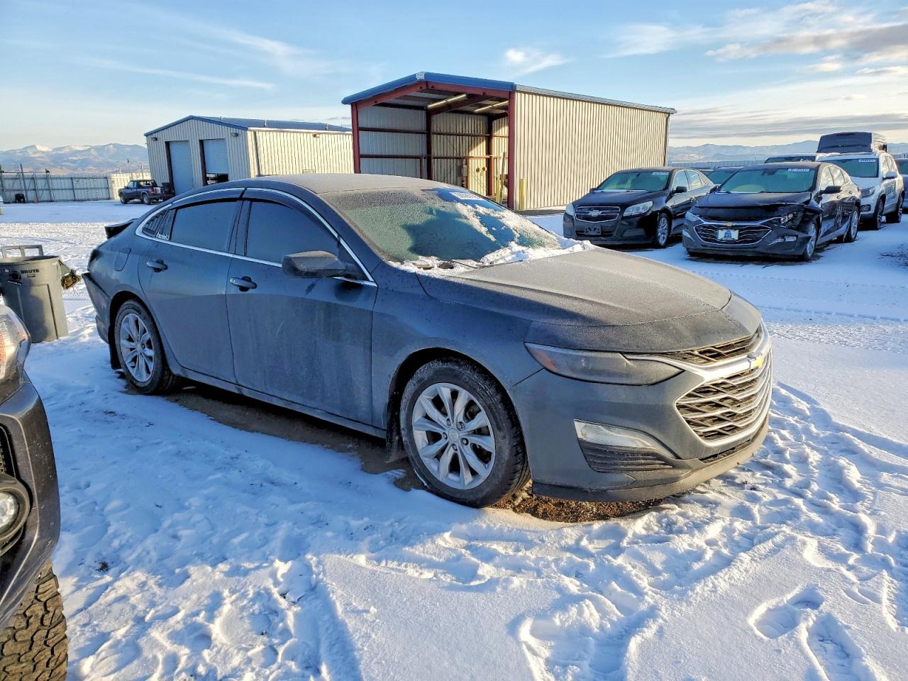 2021 CHEVROLET MALIBU LT photo 4