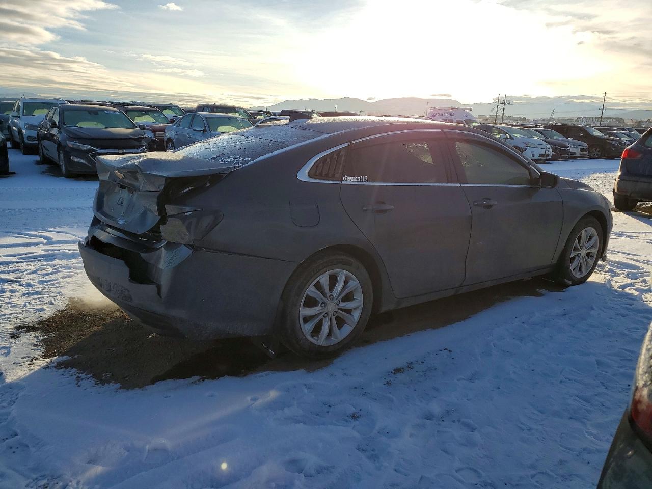 2021 CHEVROLET MALIBU LT photo 3