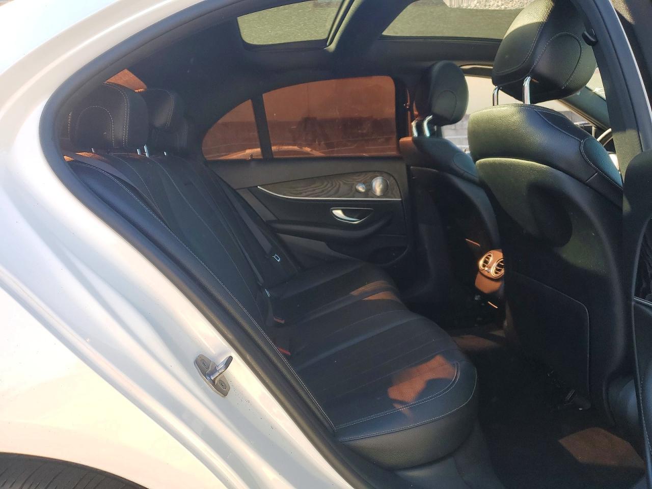2018 MERCEDES-BENZ E 300 4MATIC photo 19