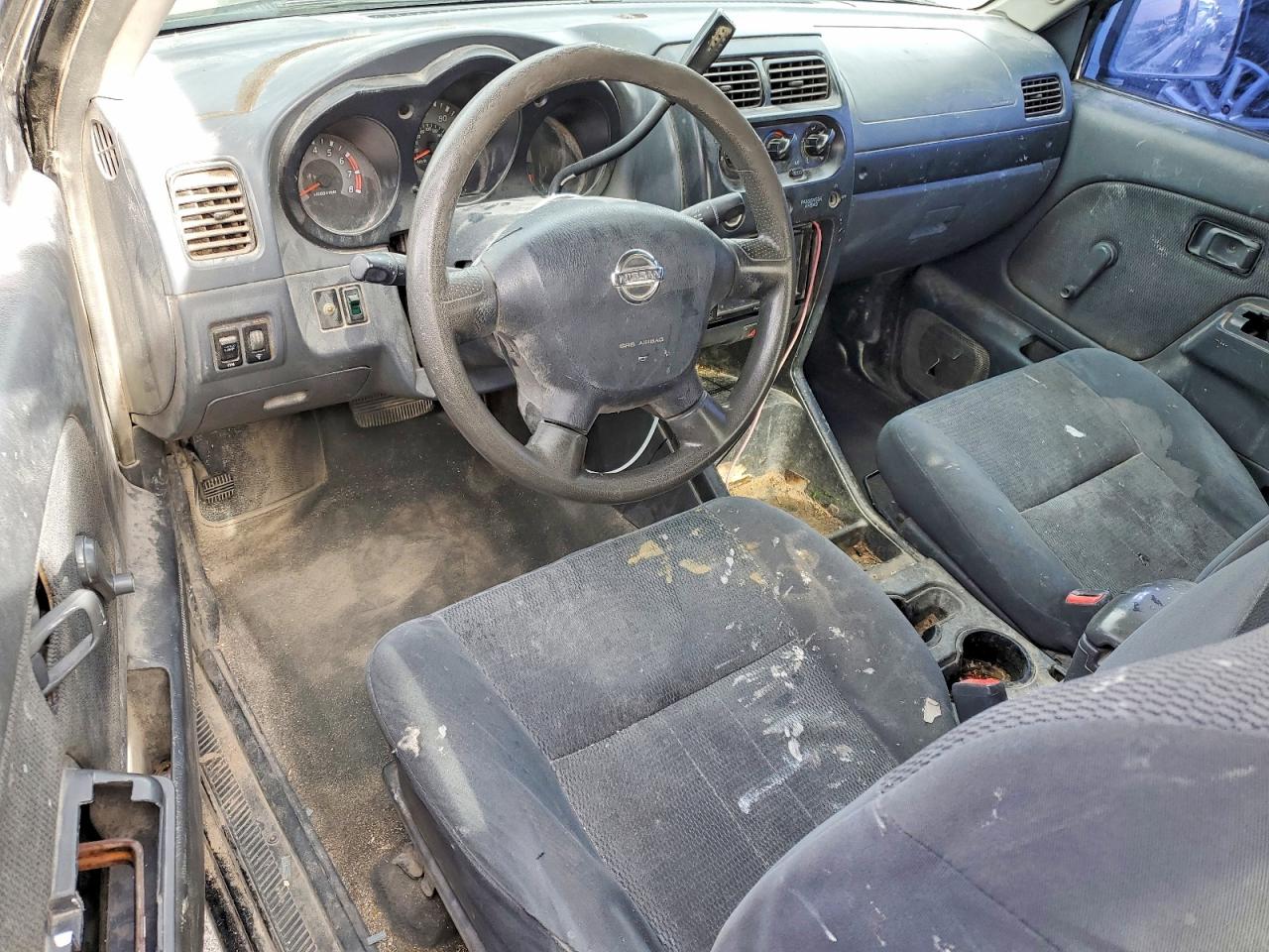 2002 NISSAN FRONTIER KING CAB XE photo 8