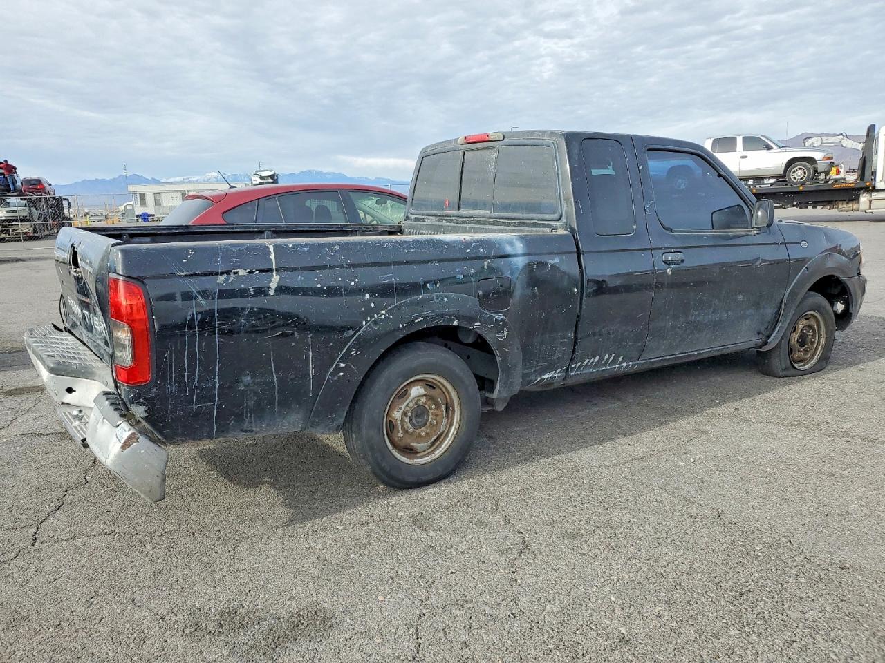 2002 NISSAN FRONTIER KING CAB XE photo 3