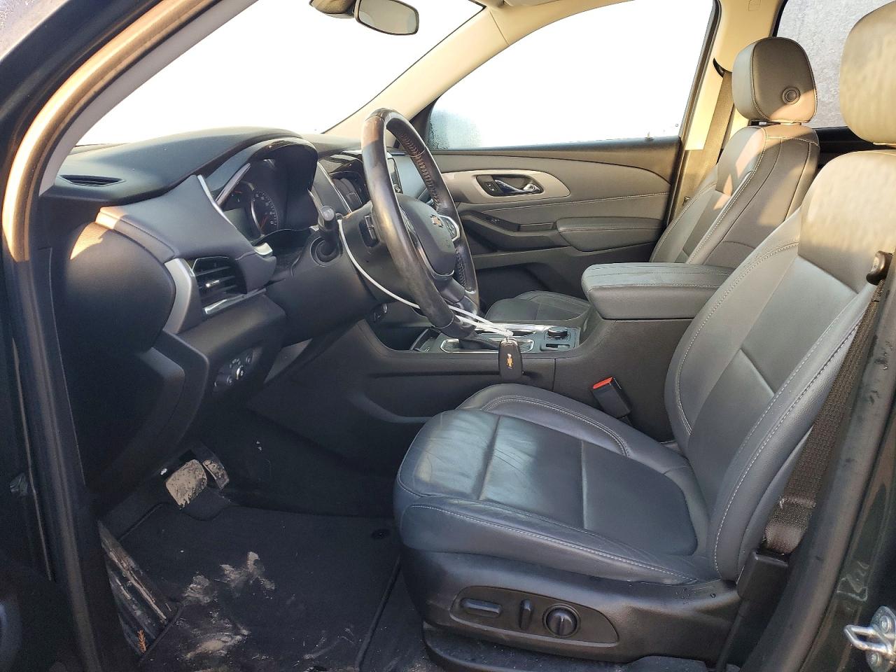 2020 CHEVROLET TRAVERSE LT photo 7