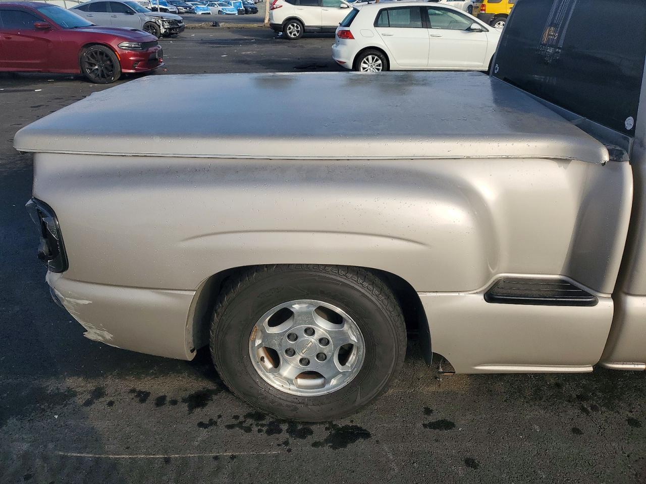 2004 CHEVROLET SILVERADO C1500 photo 10