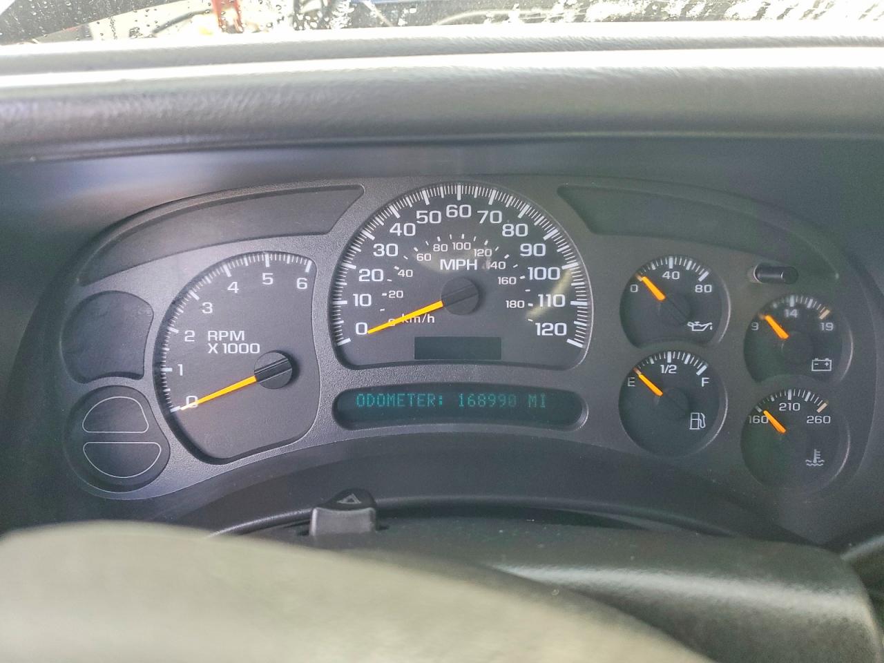 2004 CHEVROLET SILVERADO C1500 photo 9