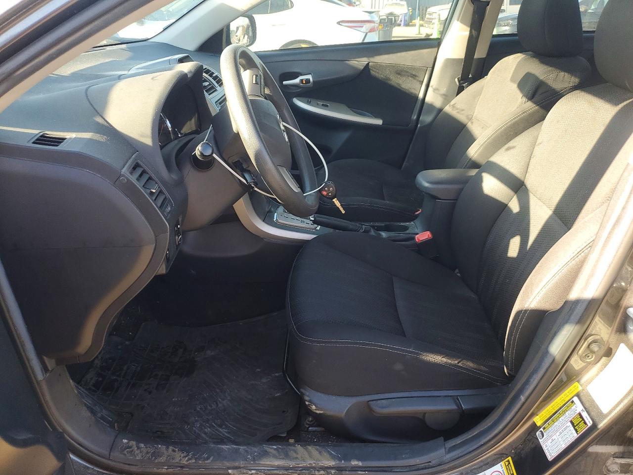 2013 TOYOTA COROLLA BASE photo 7