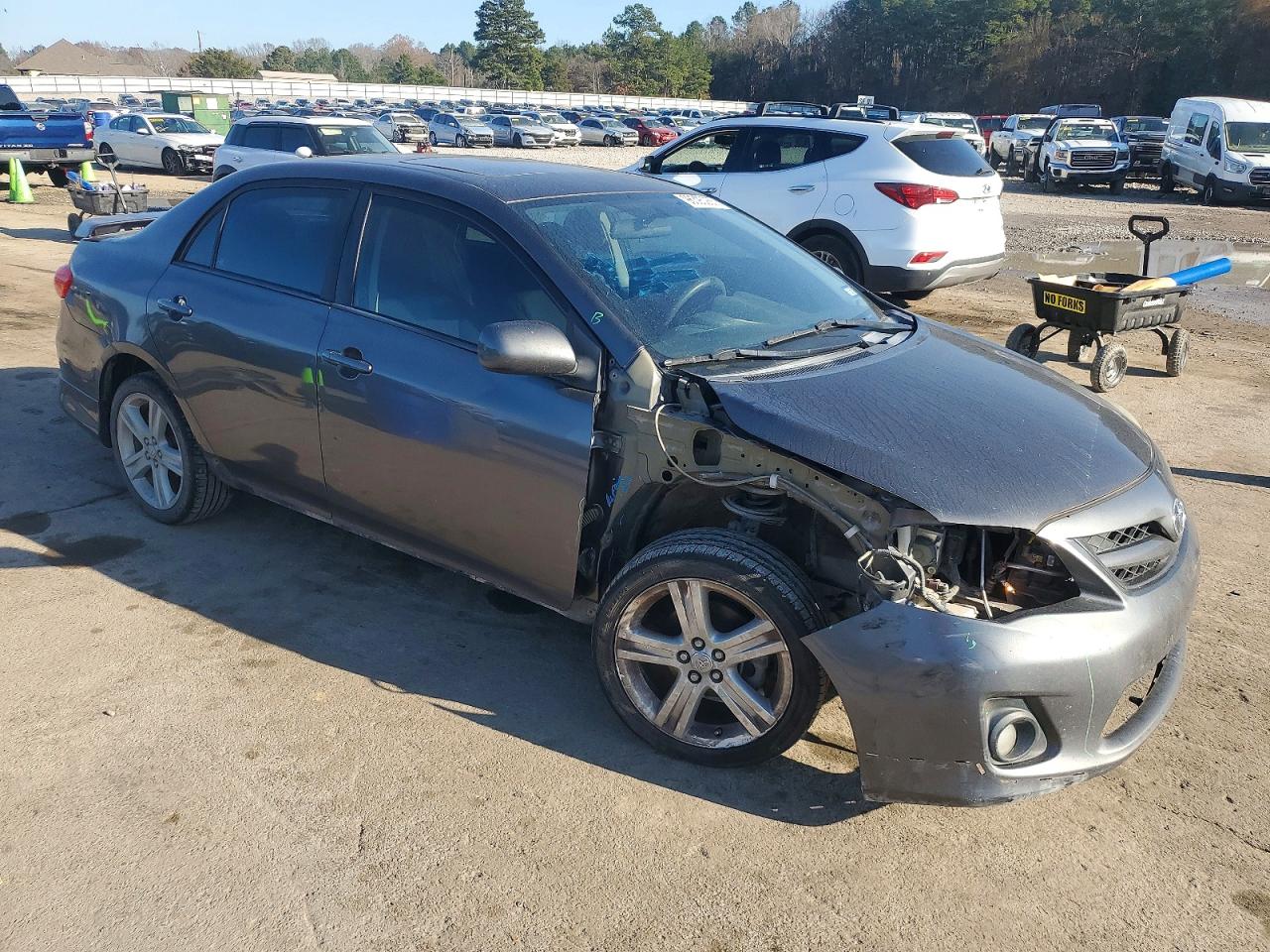 2013 TOYOTA COROLLA BASE photo 4