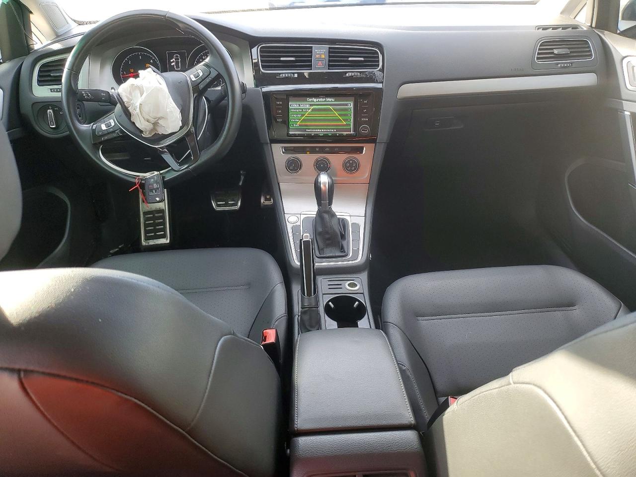 2015 VOLKSWAGEN GOLF SPORTWAGEN TDI S photo 8
