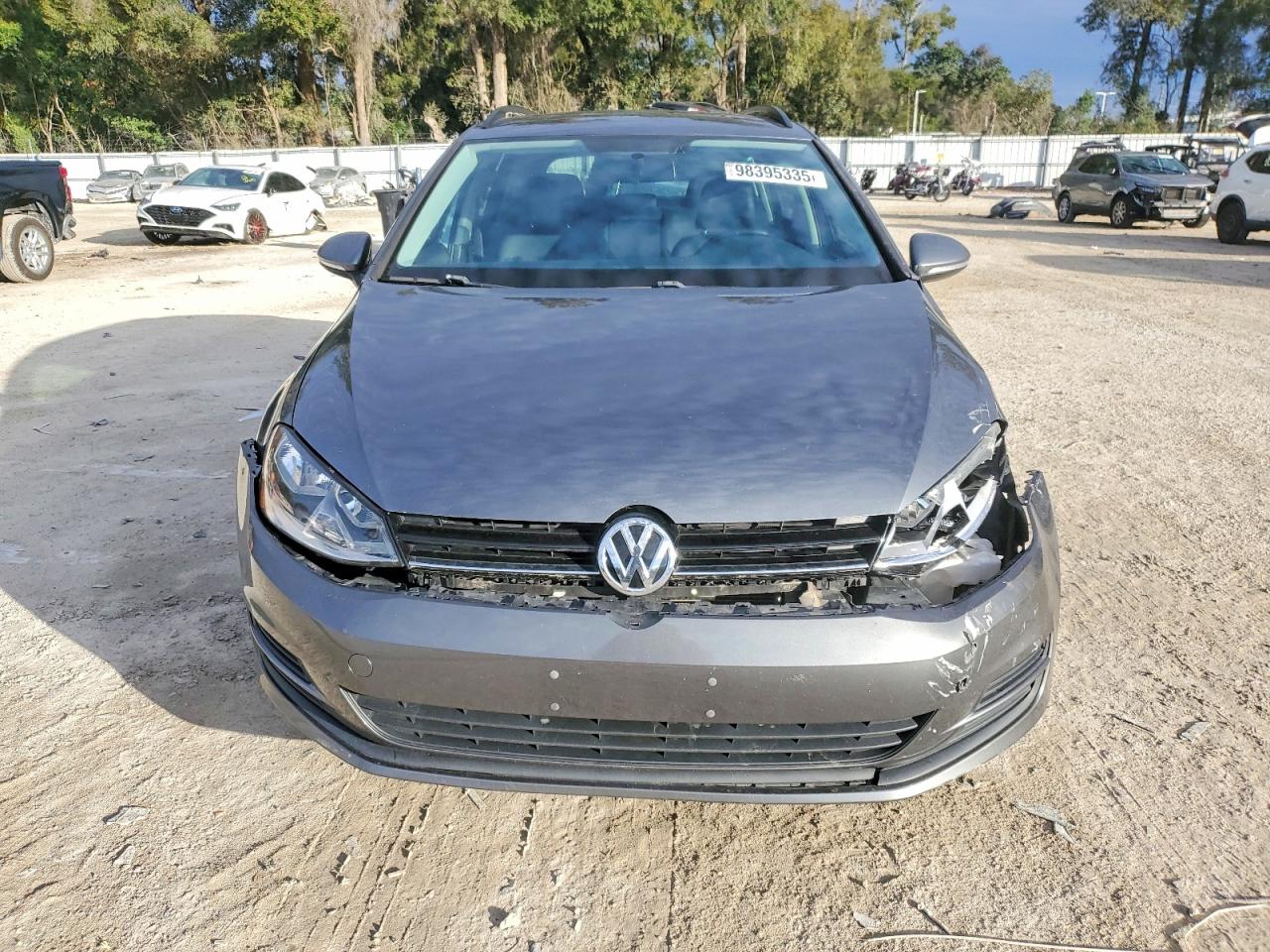 2015 VOLKSWAGEN GOLF SPORTWAGEN TDI S photo 5