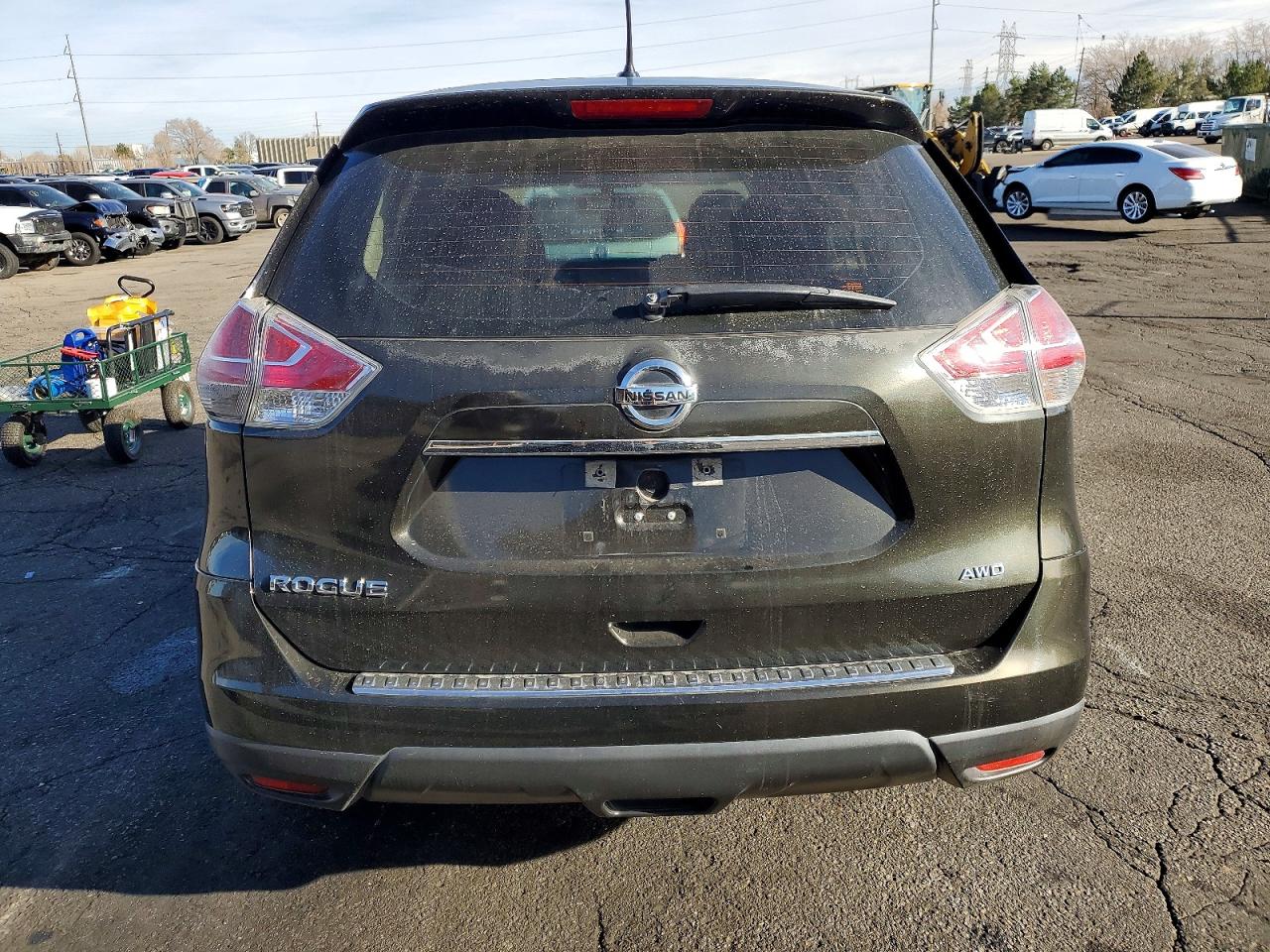 2016 NISSAN ROGUE S photo 11