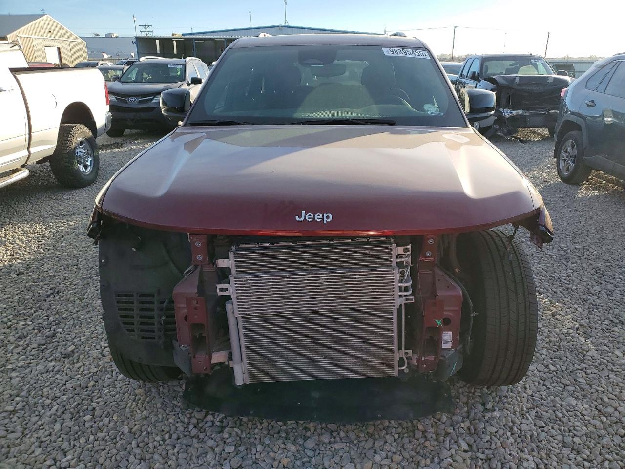 2024 JEEP GRAND CHEROKEE LAREDO photo 5