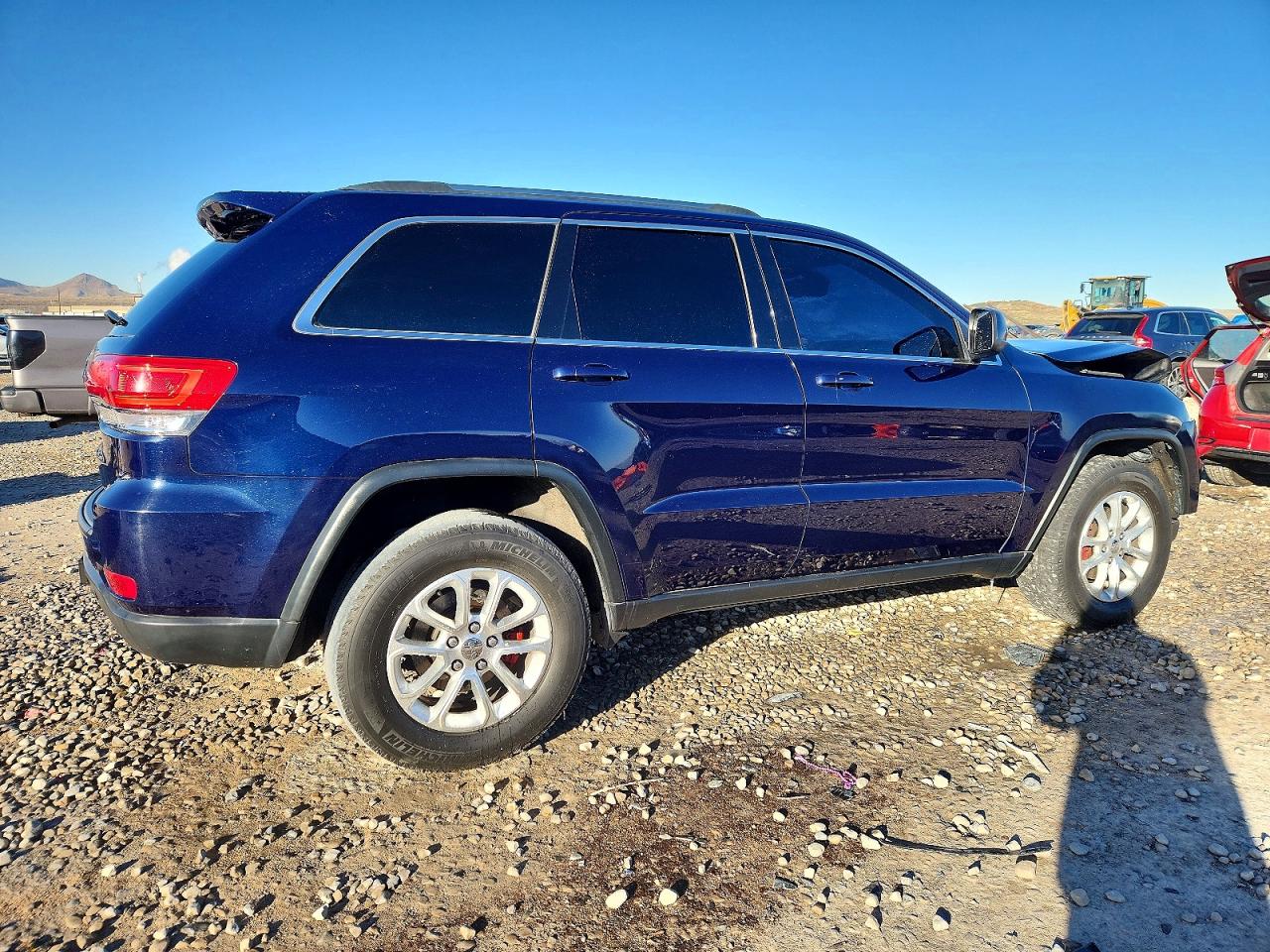 2015 JEEP GRAND CHEROKEE LAREDO photo 3
