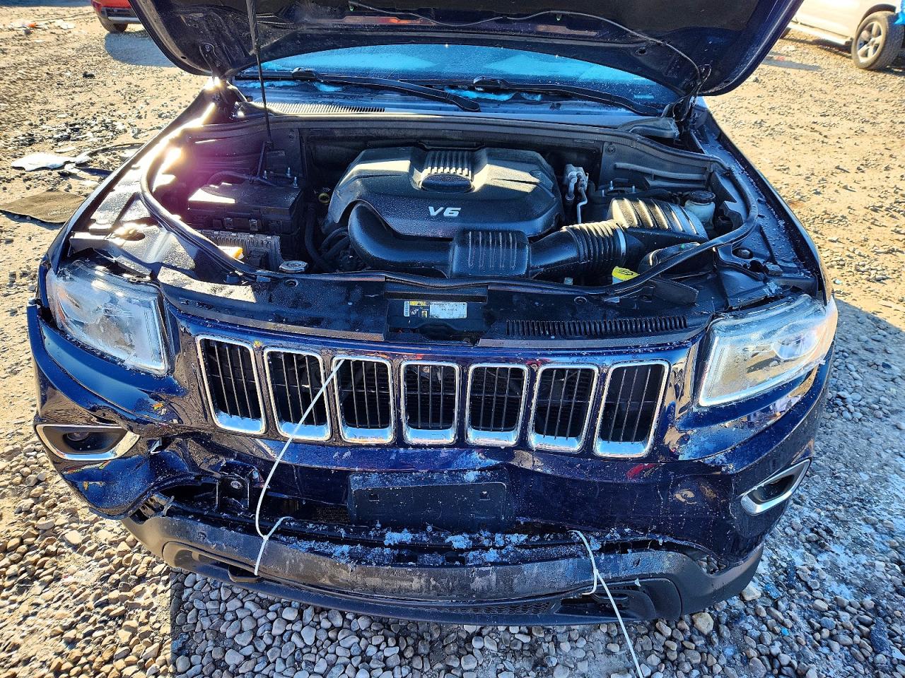 2015 JEEP GRAND CHEROKEE LAREDO photo 11