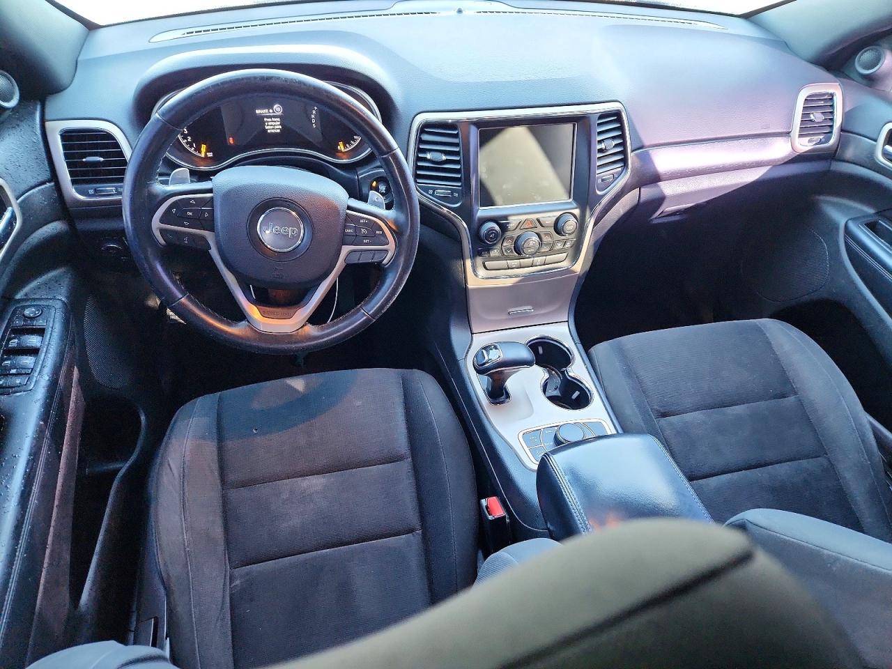 2015 JEEP GRAND CHEROKEE LAREDO photo 8