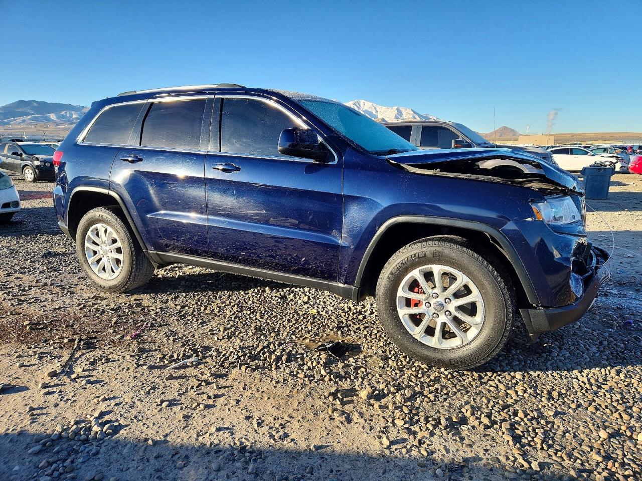 2015 JEEP GRAND CHEROKEE LAREDO photo 4