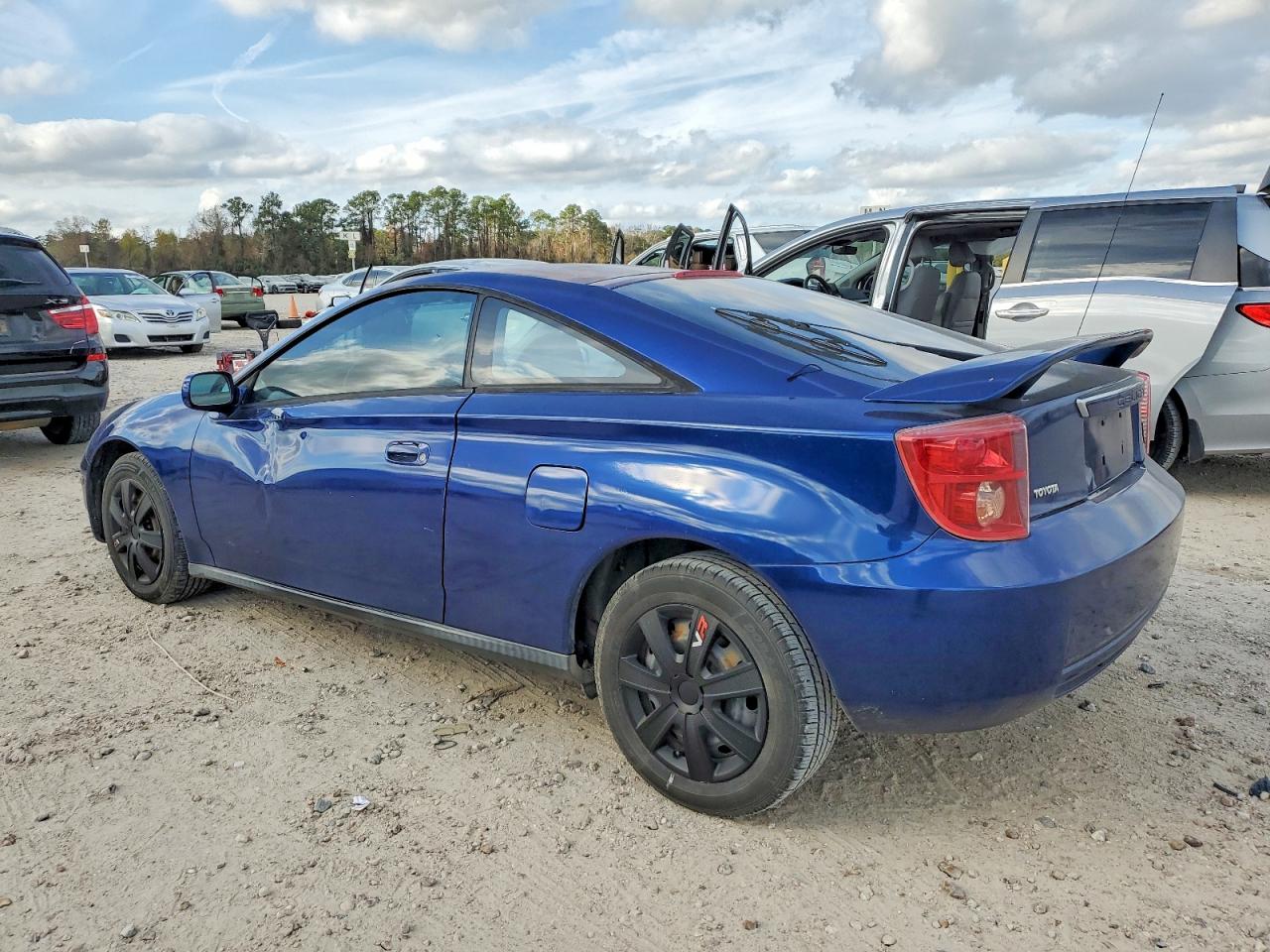 2005 TOYOTA CELICA GT photo 2