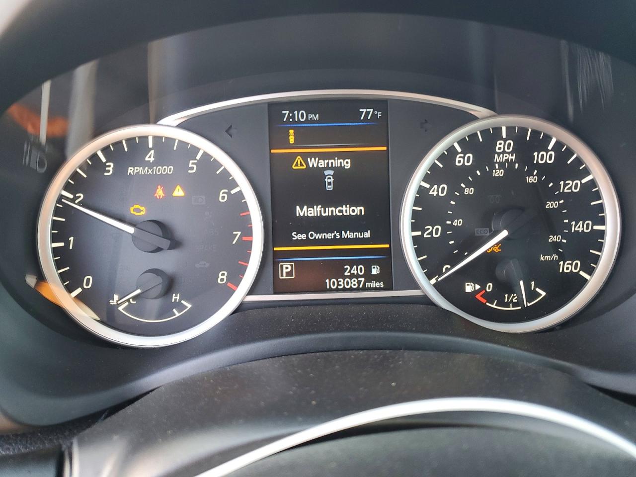 2019 NISSAN SENTRA S photo 9