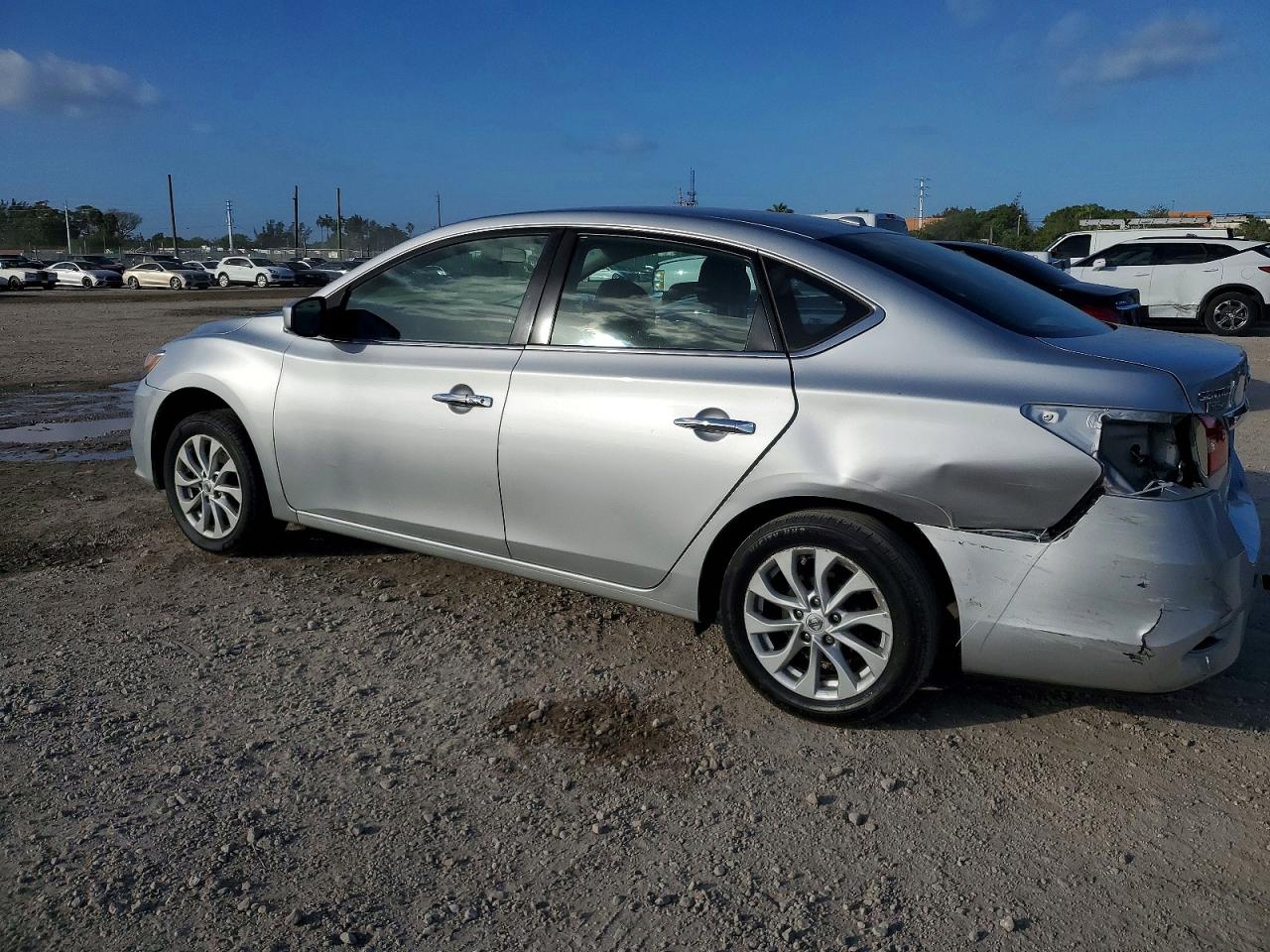2019 NISSAN SENTRA S photo 2