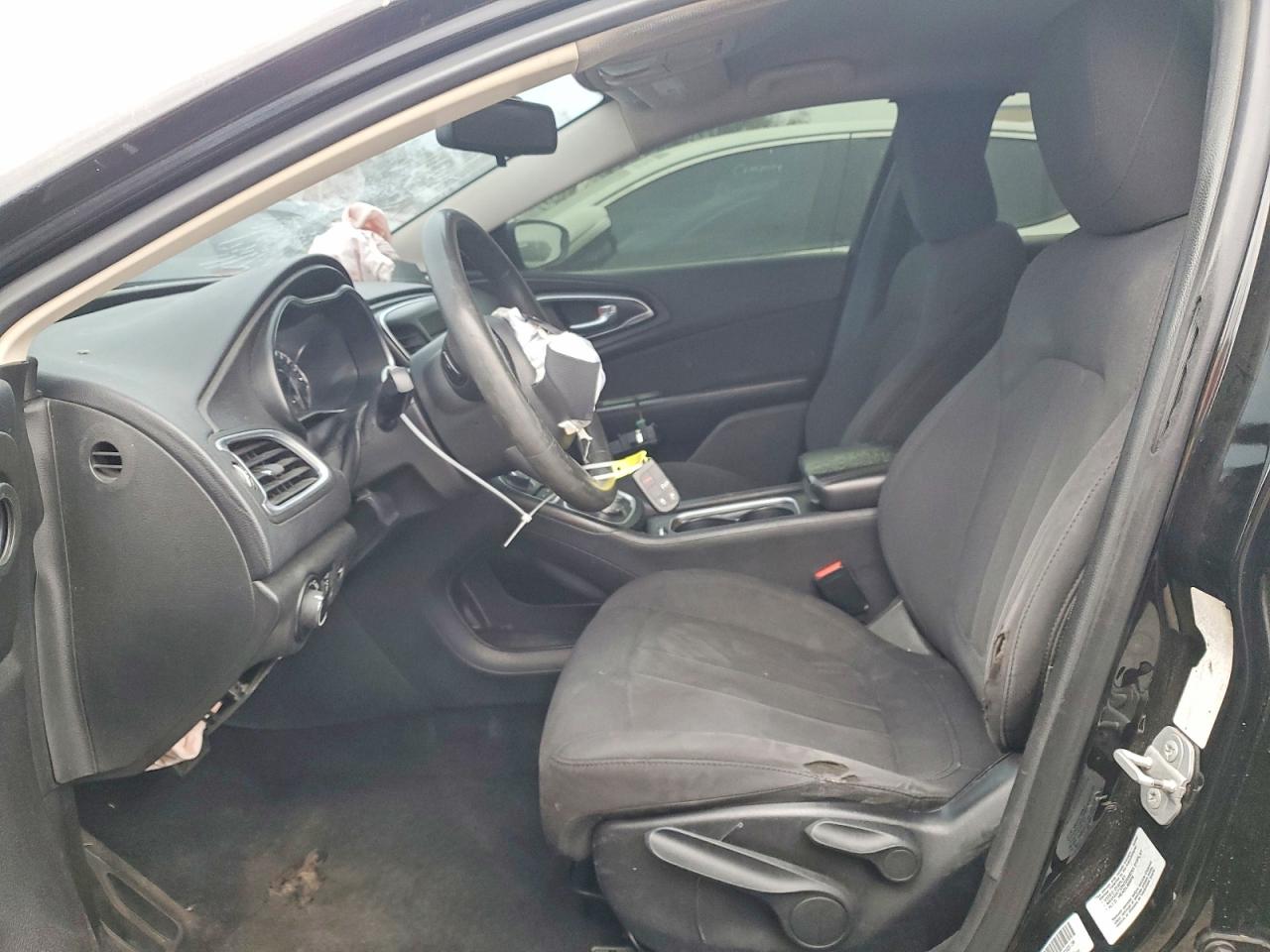 2016 CHRYSLER 200 LIMITED photo 7