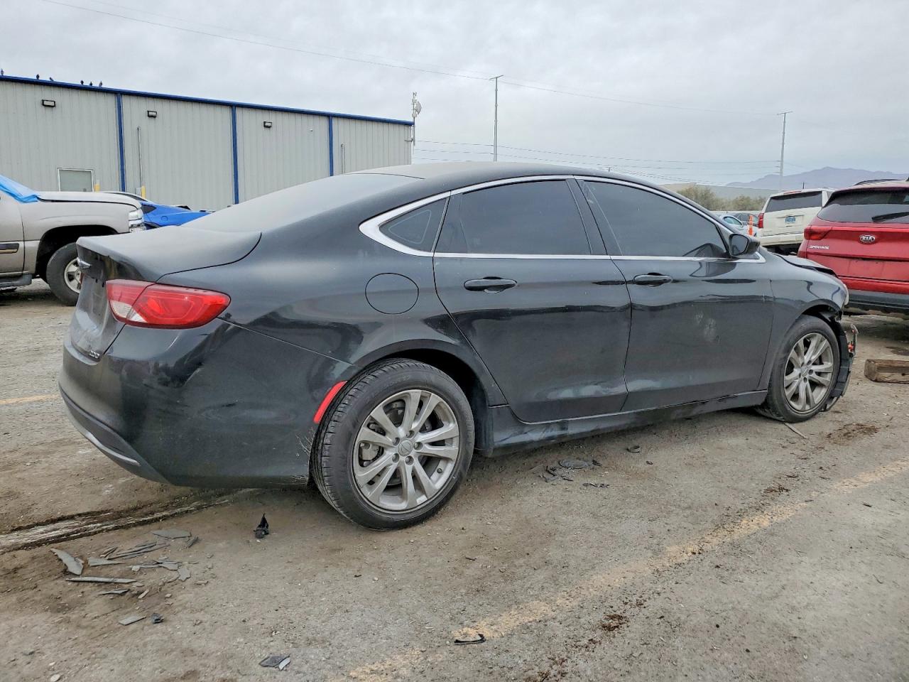 2016 CHRYSLER 200 LIMITED photo 3