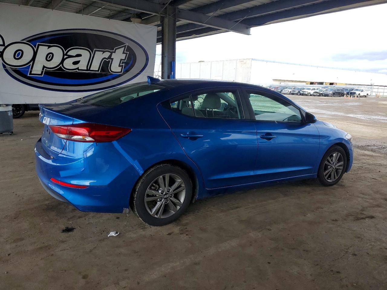 2018 HYUNDAI ELANTRA SEL photo 5