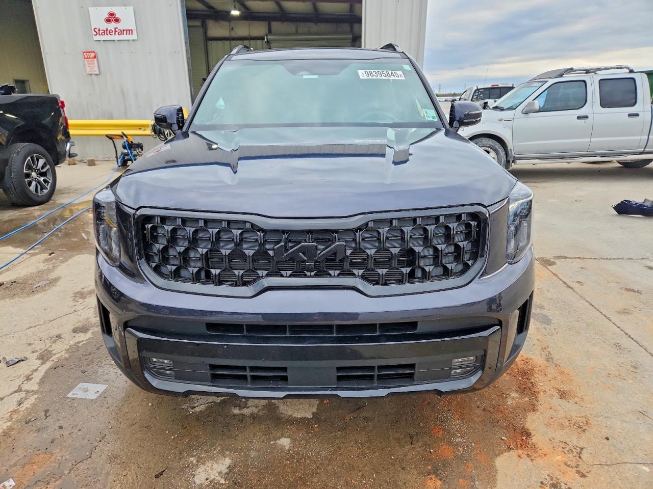 2025 KIA TELLURIDE SX photo 5