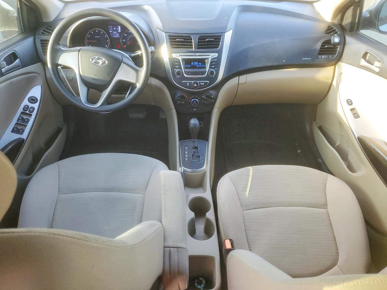 2016 HYUNDAI ACCENT SE photo 8