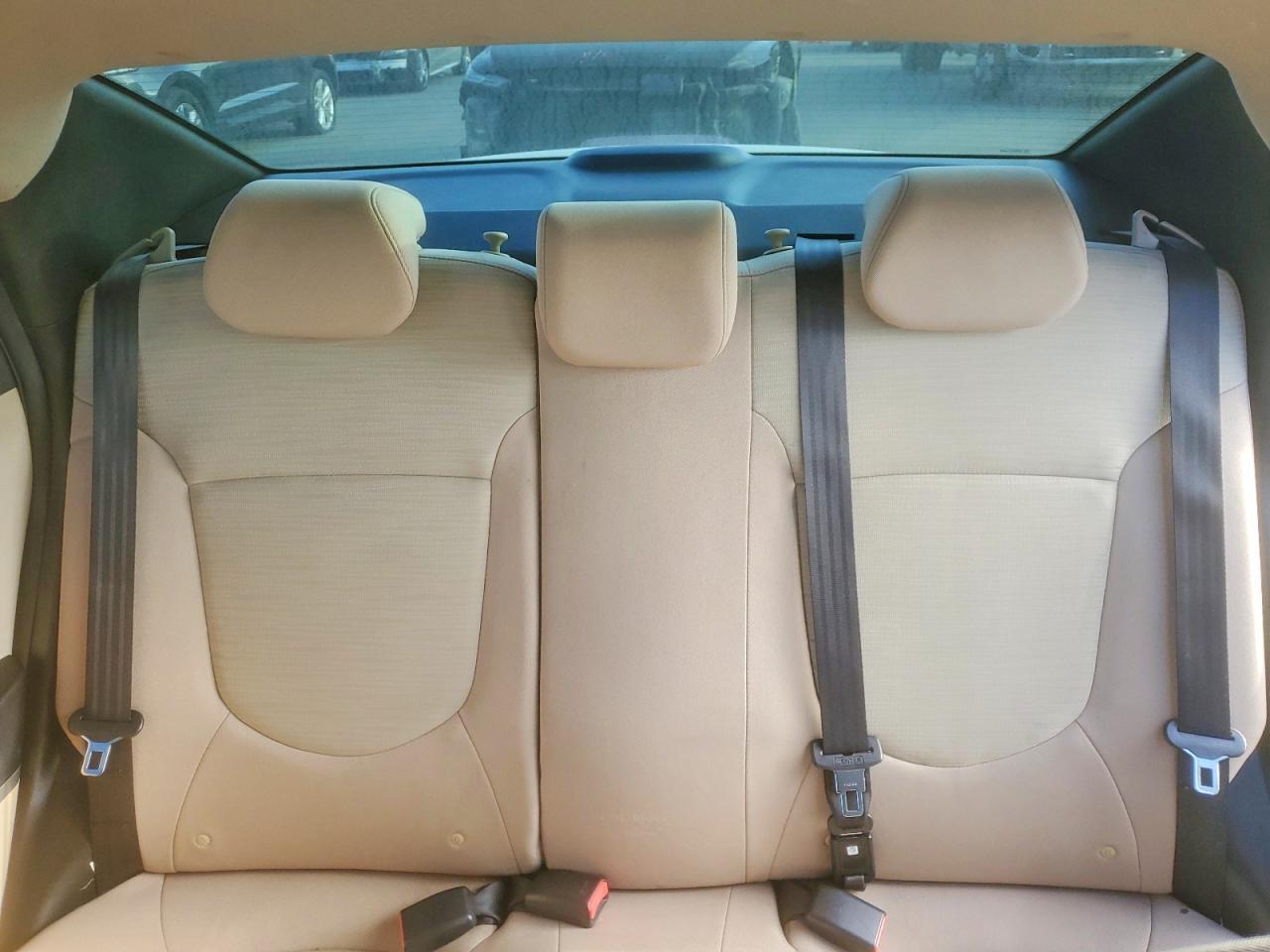 2016 HYUNDAI ACCENT SE photo 10