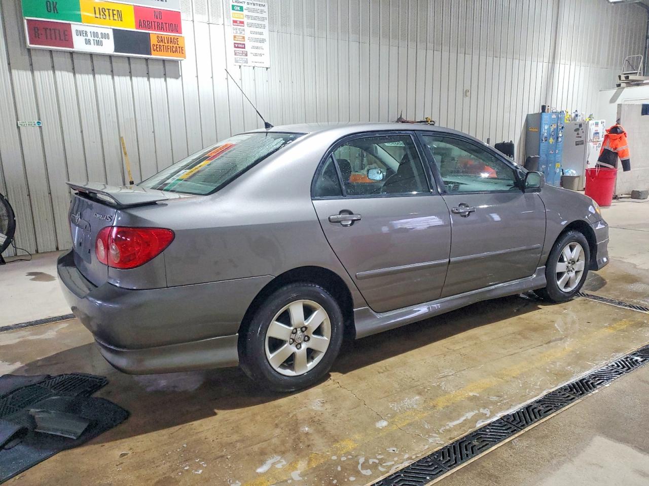 2006 TOYOTA COROLLA CE photo 3