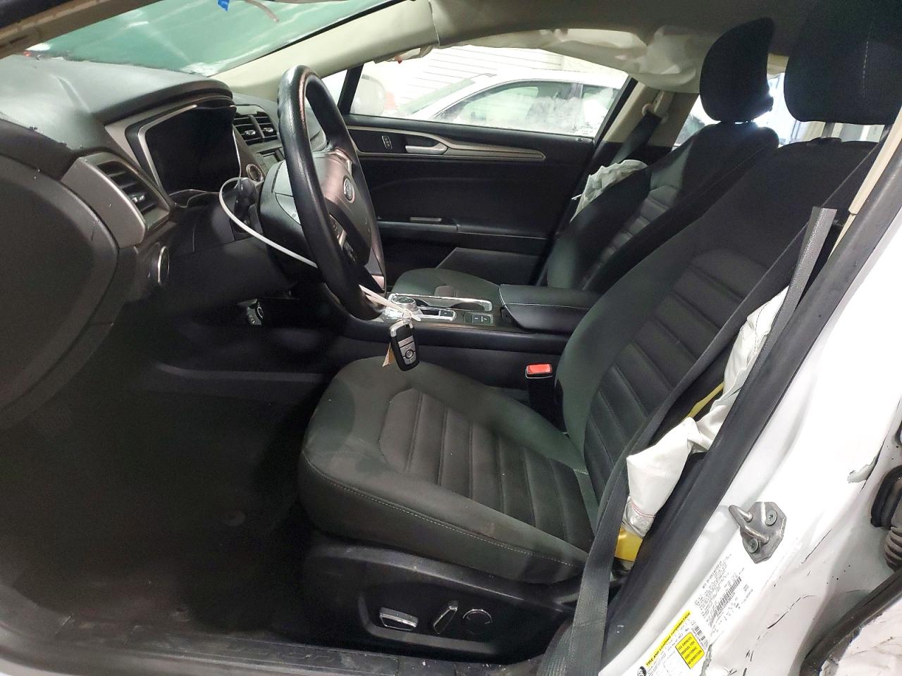 2017 FORD FUSION SE HYBRID photo 19