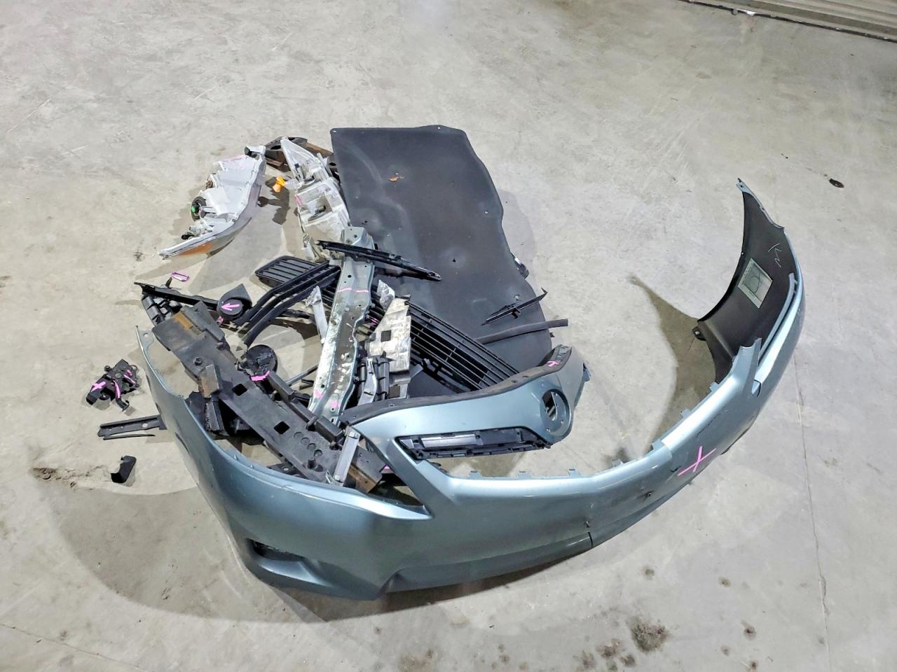 2011 TOYOTA CAMRY HYBRID photo 12