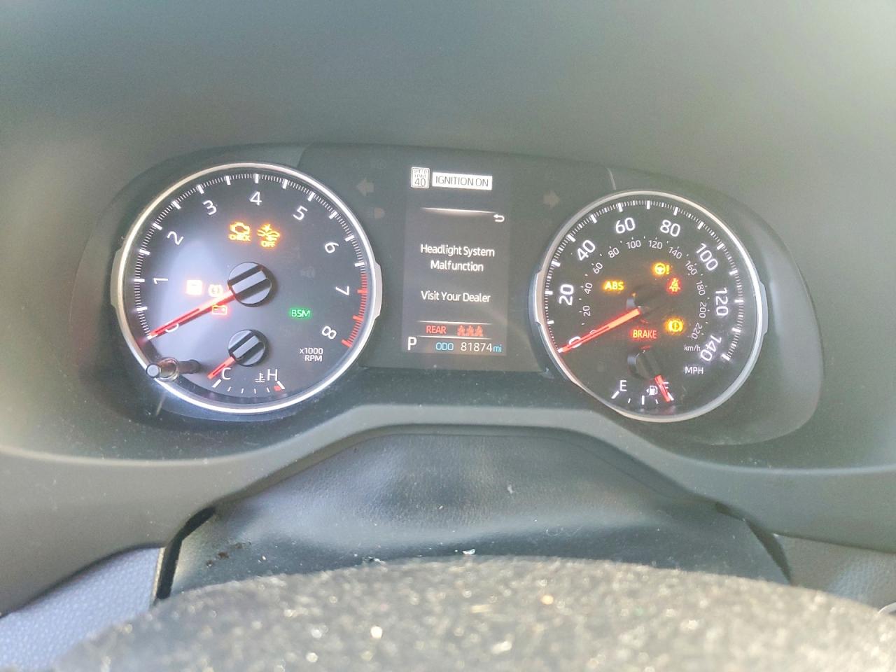 2019 TOYOTA RAV4 XLE photo 9