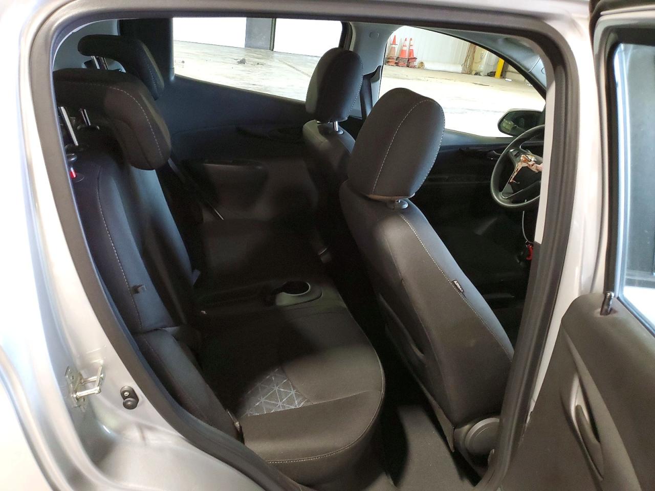 2019 CHEVROLET SPARK 1LT photo 11