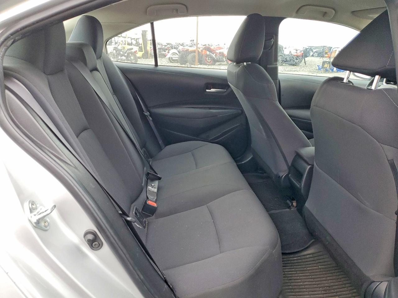 2020 TOYOTA COROLLA LE photo 19