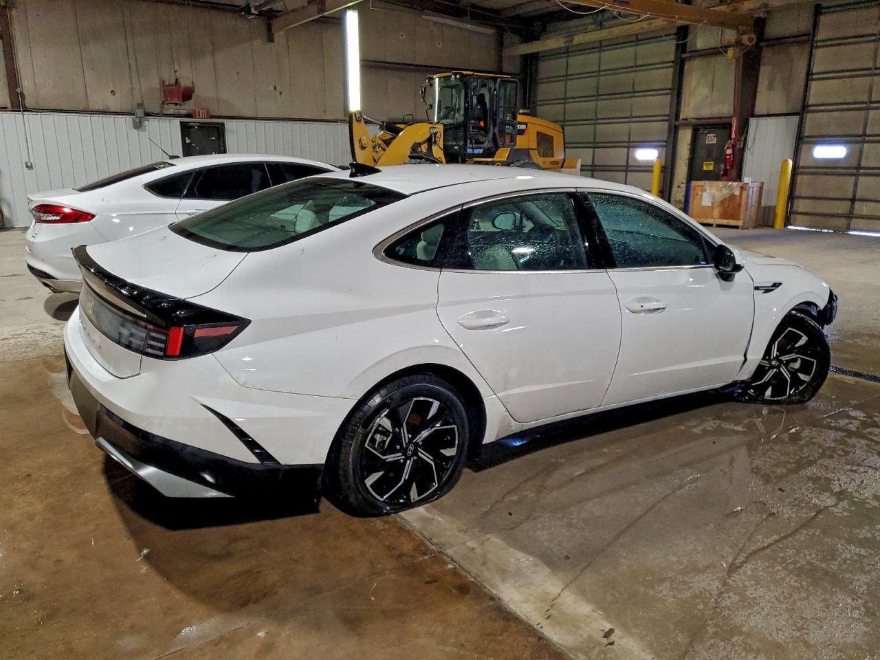 2025 HYUNDAI SONATA SEL photo 3