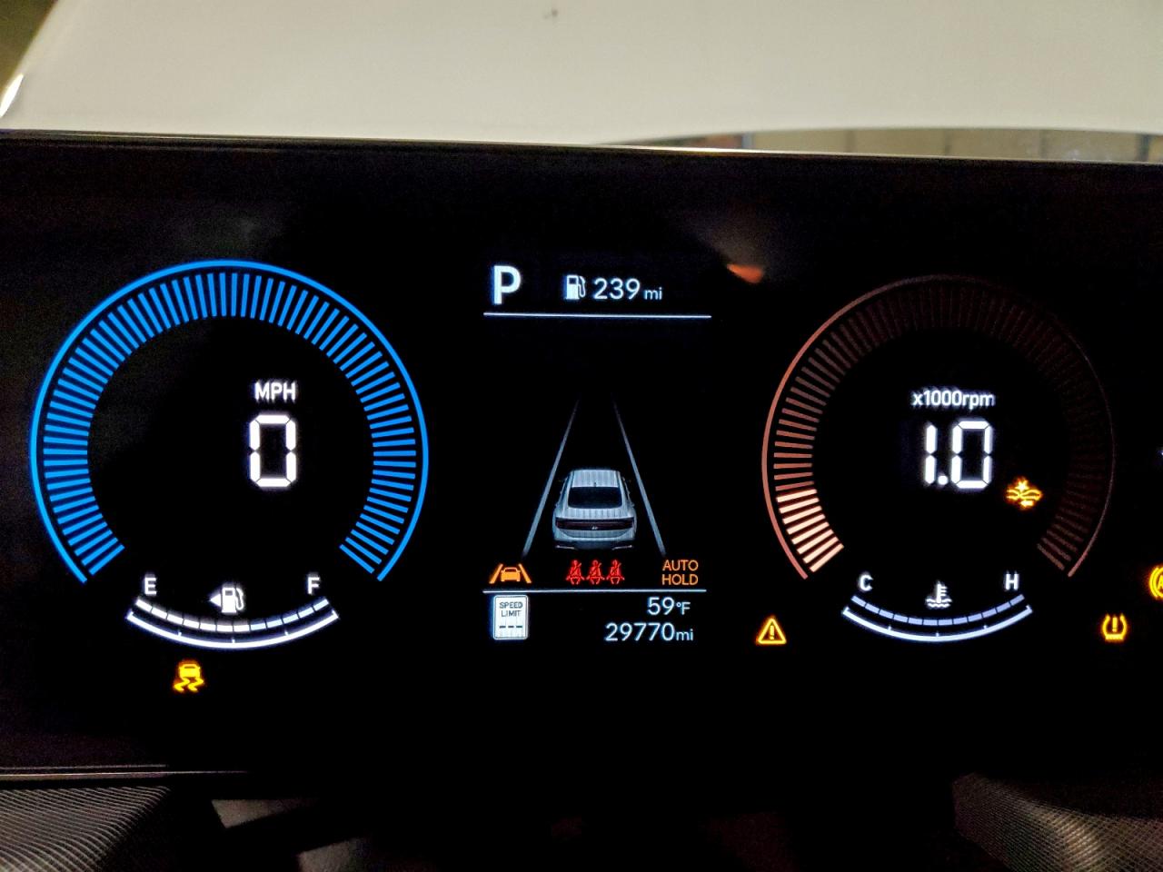 2025 HYUNDAI SONATA SEL photo 9