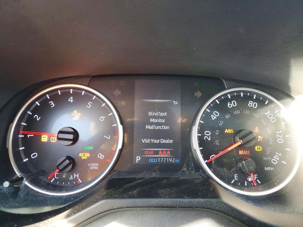 2019 TOYOTA RAV4 XLE PREMIUM photo 25
