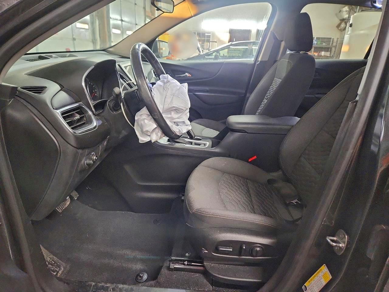 2019 CHEVROLET EQUINOX LT photo 13