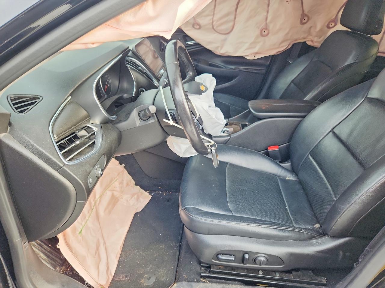 2018 CHEVROLET MALIBU PREMIER photo 7