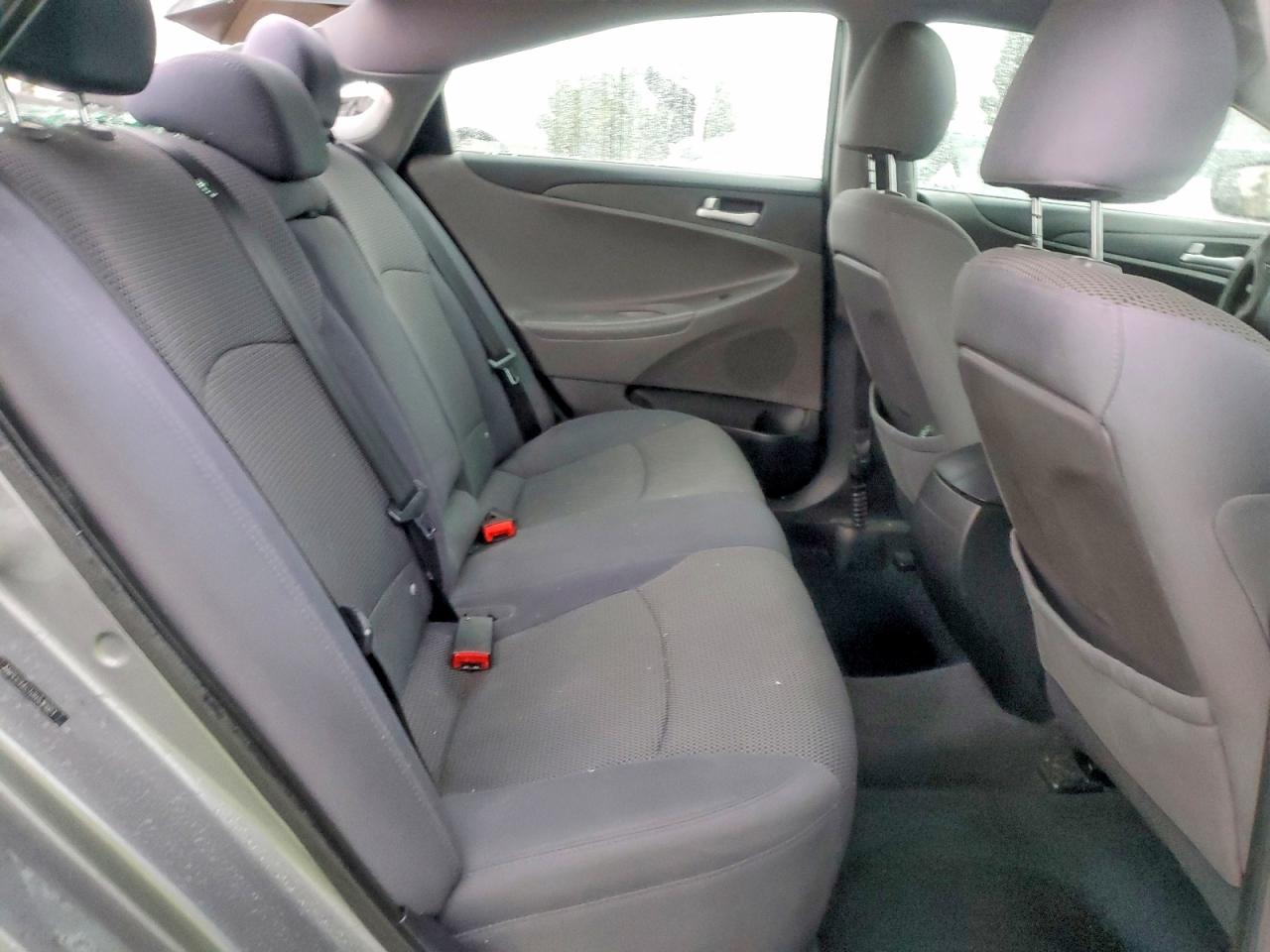 2013 HYUNDAI SONATA GLS photo 10