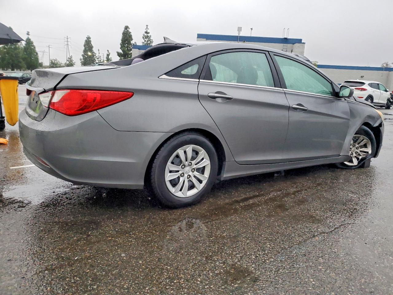 2013 HYUNDAI SONATA GLS photo 3