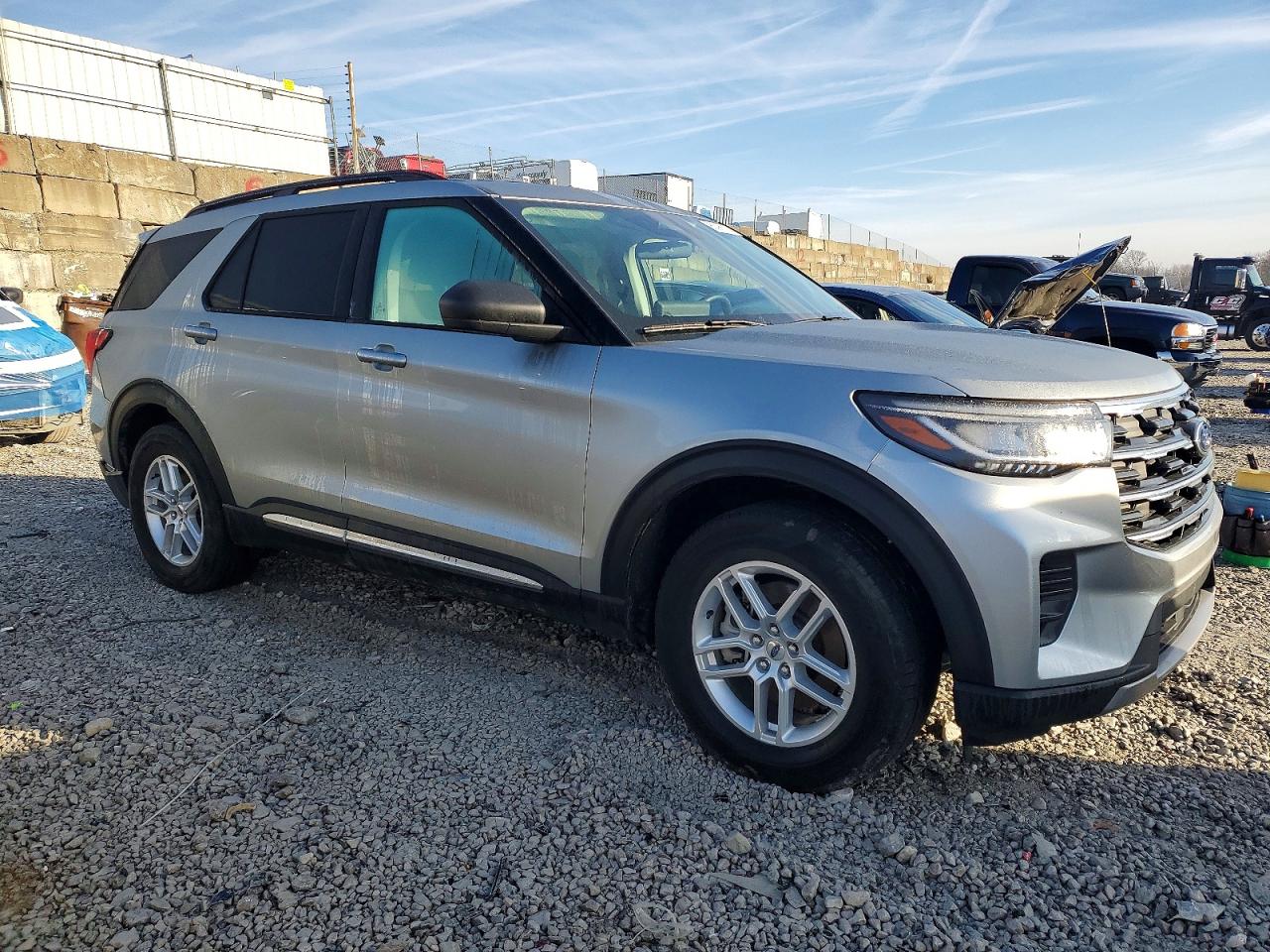 2025 FORD EXPLORER ACTIVE photo 4