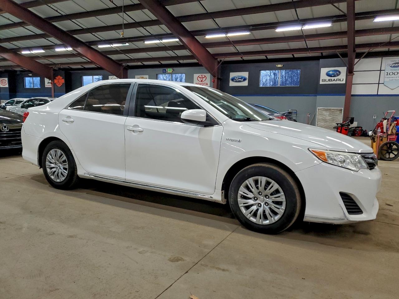 2014 TOYOTA CAMRY HYBRID photo 4
