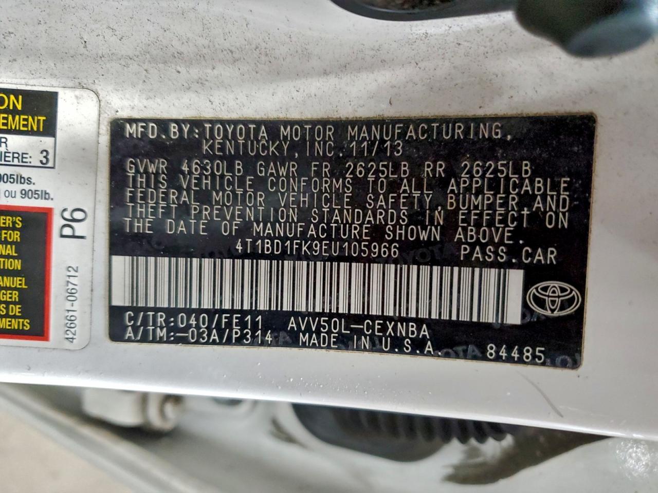 2014 TOYOTA CAMRY HYBRID photo 12