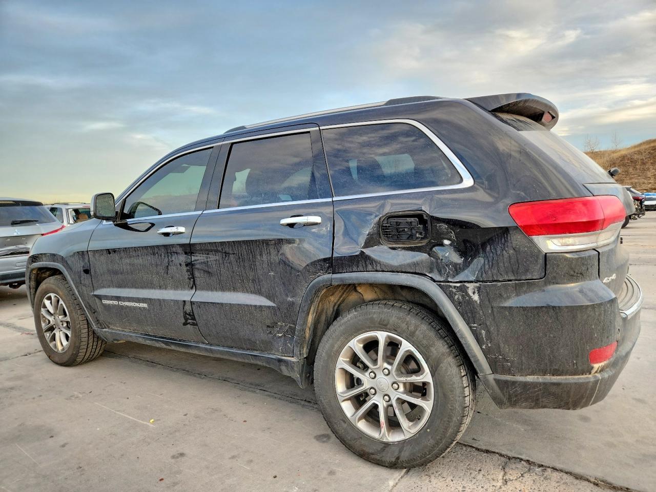 2015 JEEP GRAND CHEROKEE LIMITED photo 2