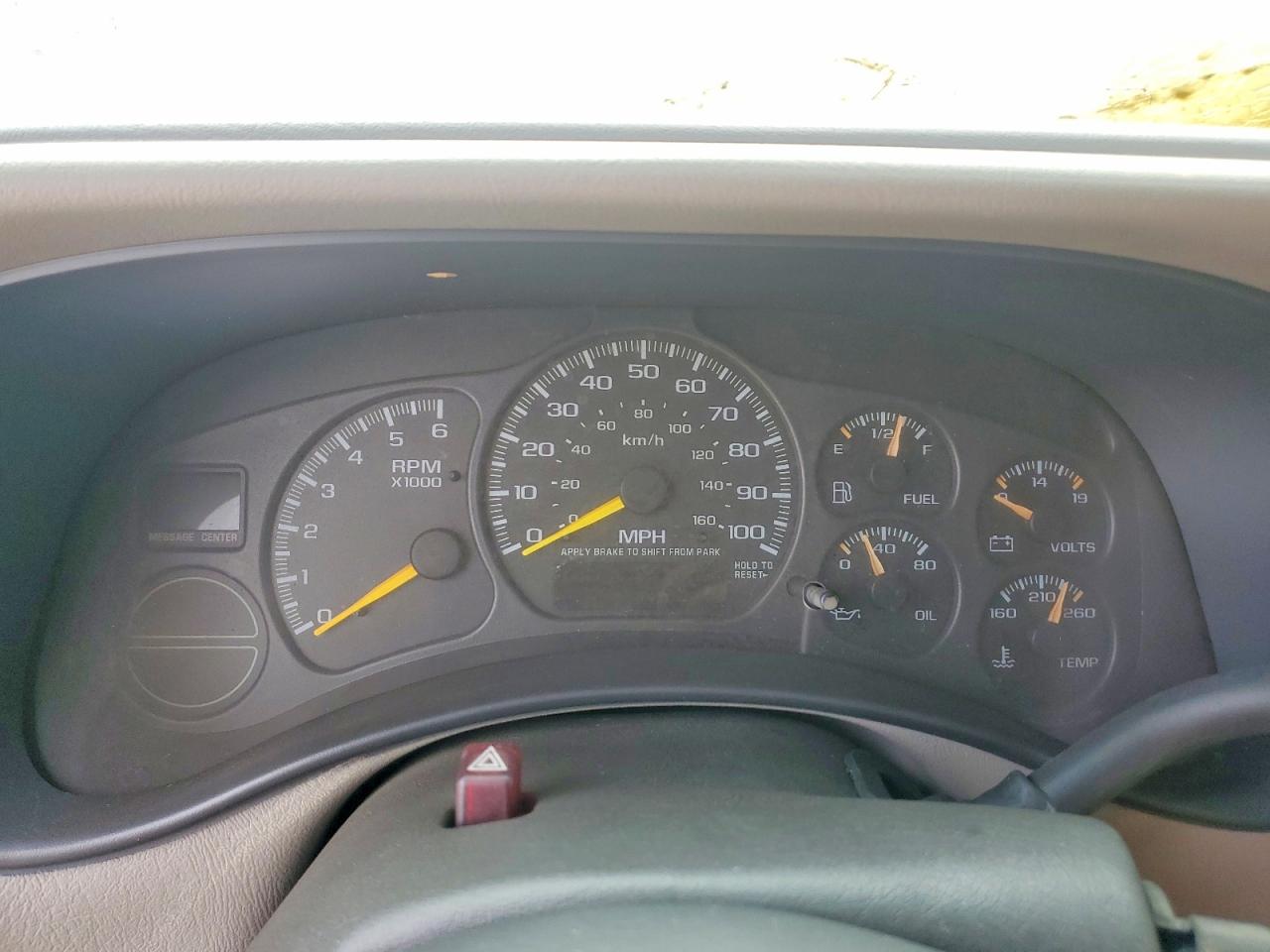 2000 CHEVROLET SILVERADO C1500 photo 9