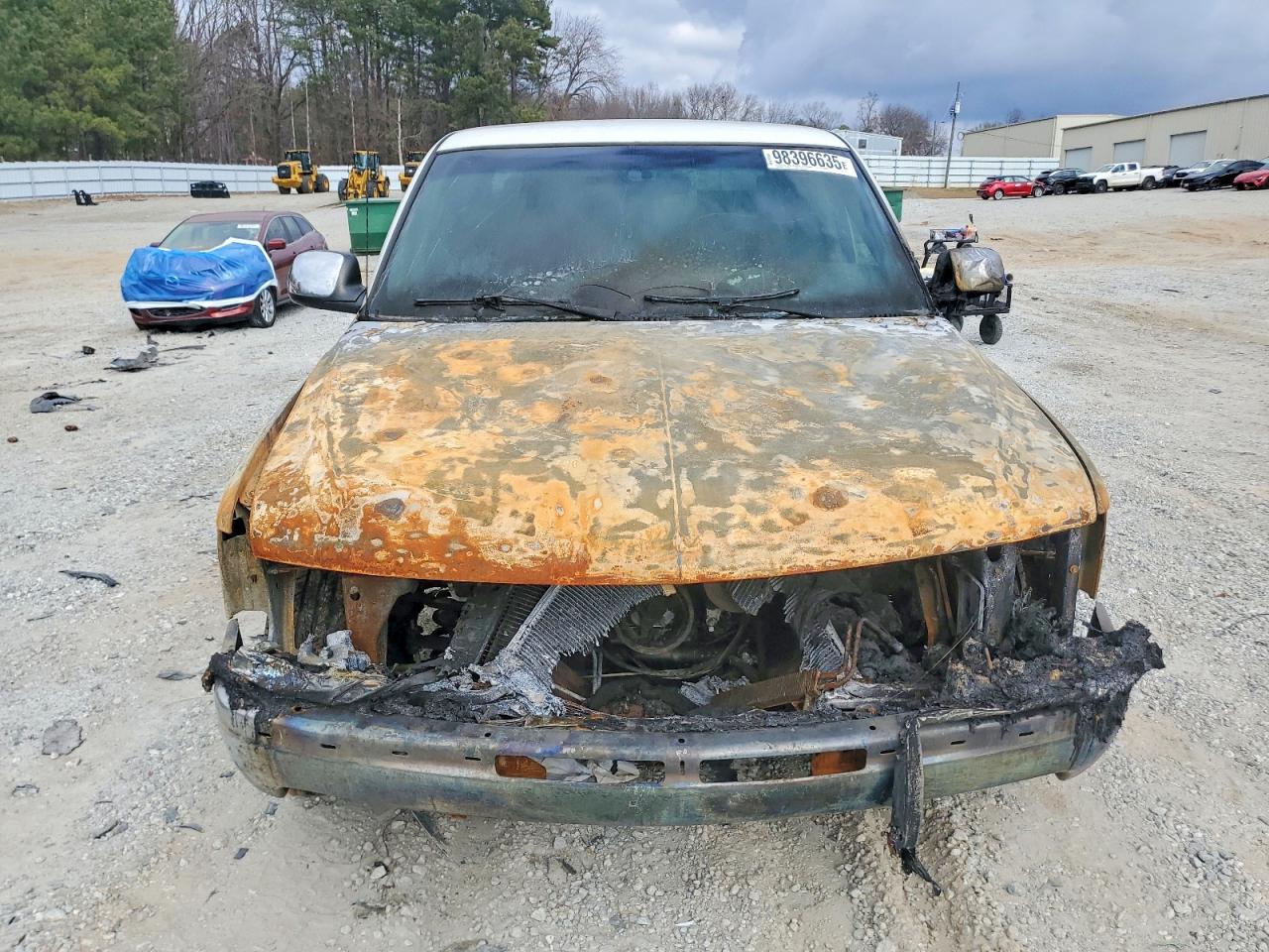 2000 CHEVROLET SILVERADO C1500 photo 5