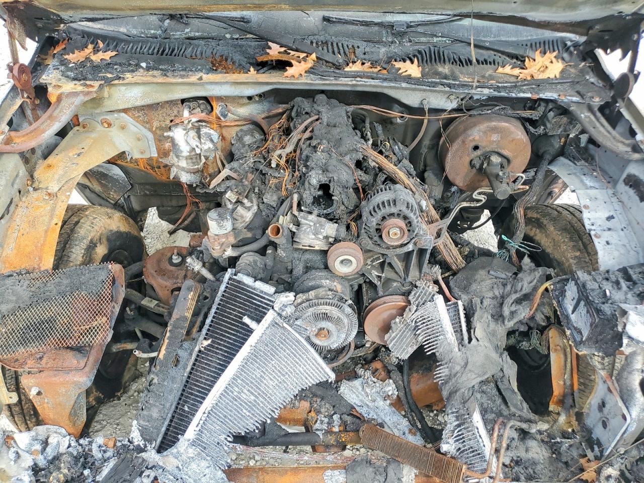 2000 CHEVROLET SILVERADO C1500 photo 11