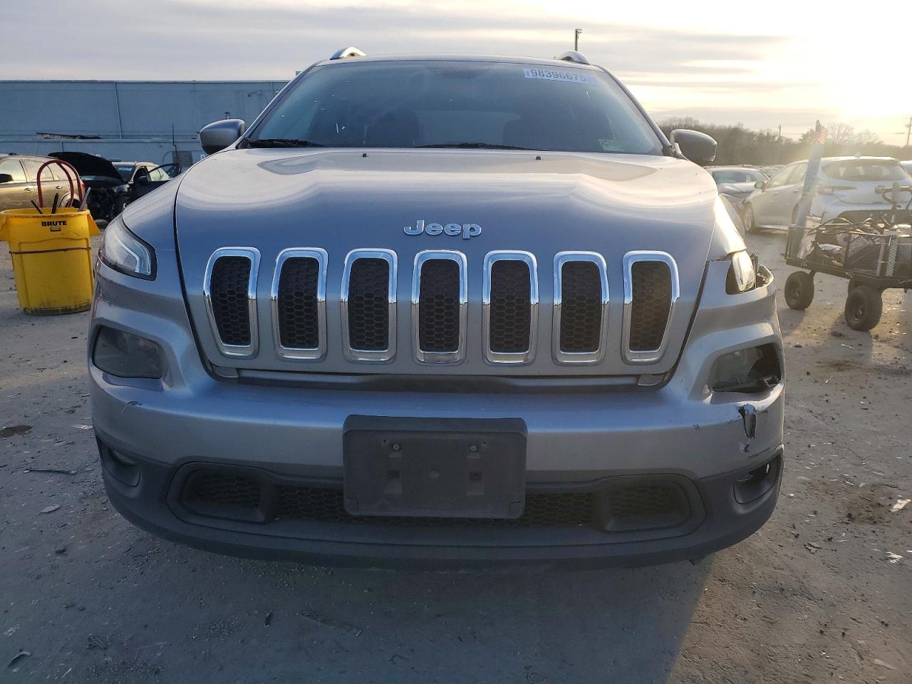 2015 JEEP CHEROKEE LATITUDE PLUS photo 9