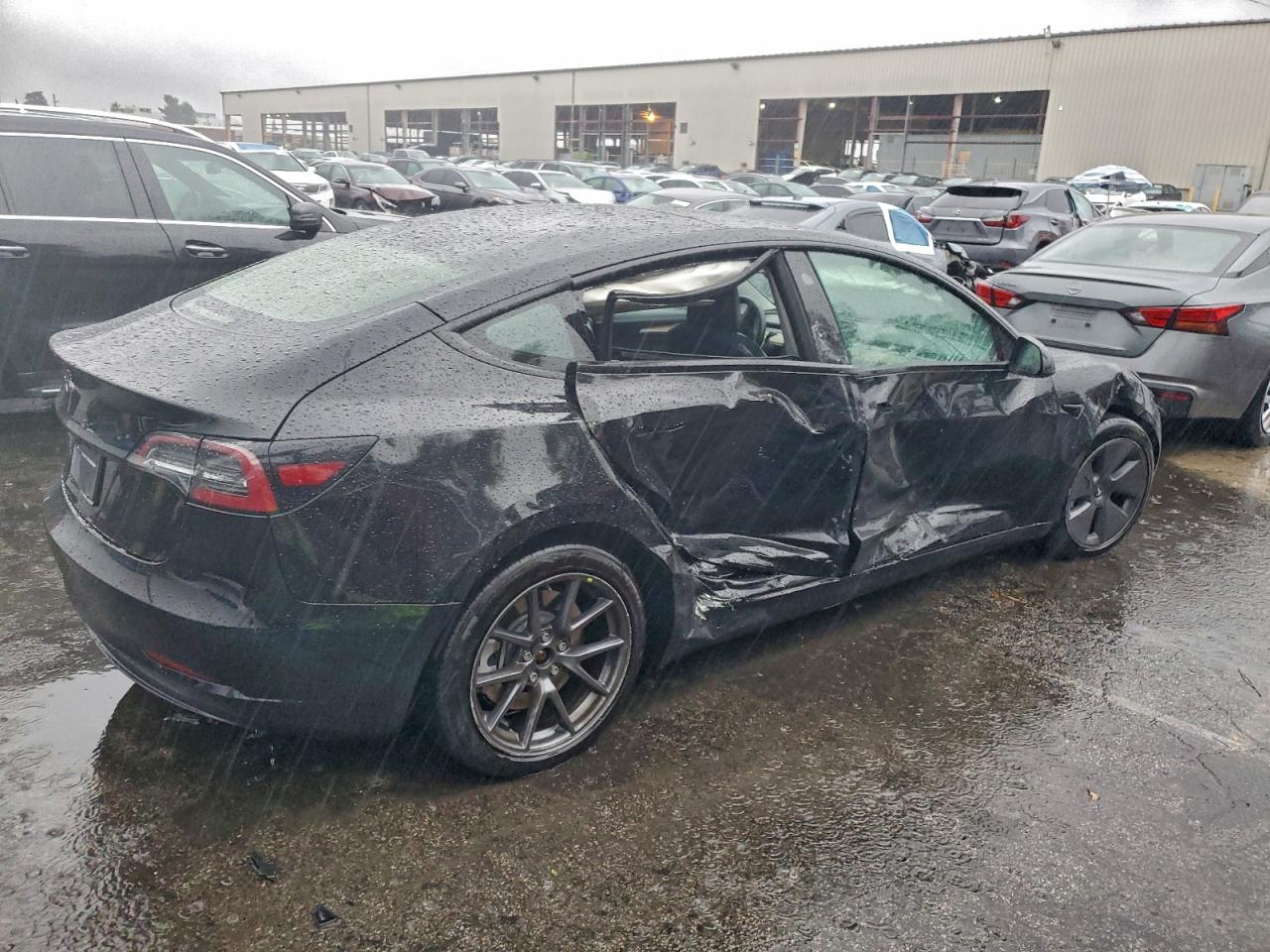2023 TESLA MODEL 3 photo 3
