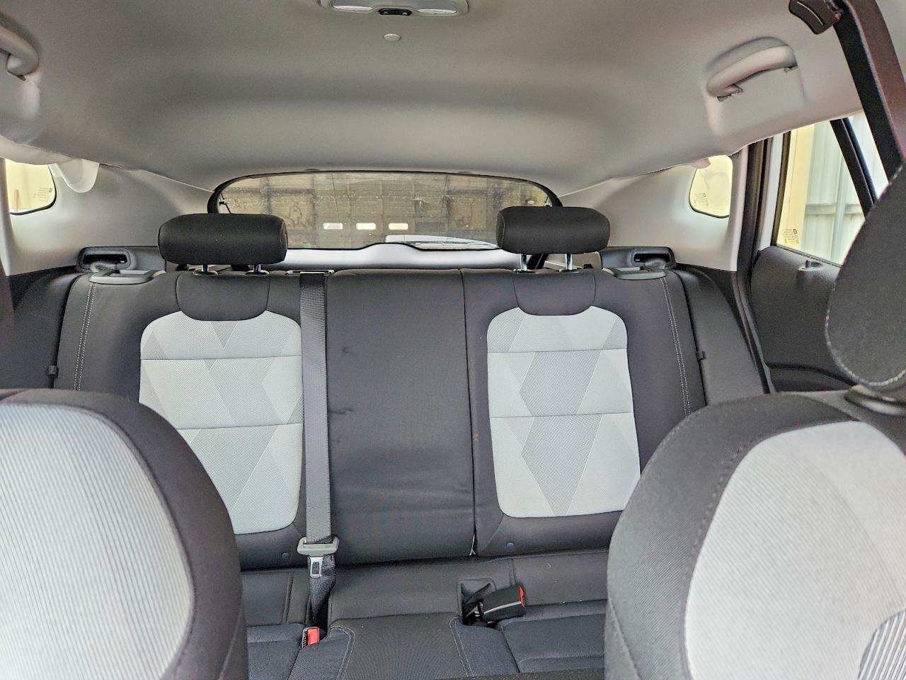 2025 CHEVROLET TRAX LS photo 10